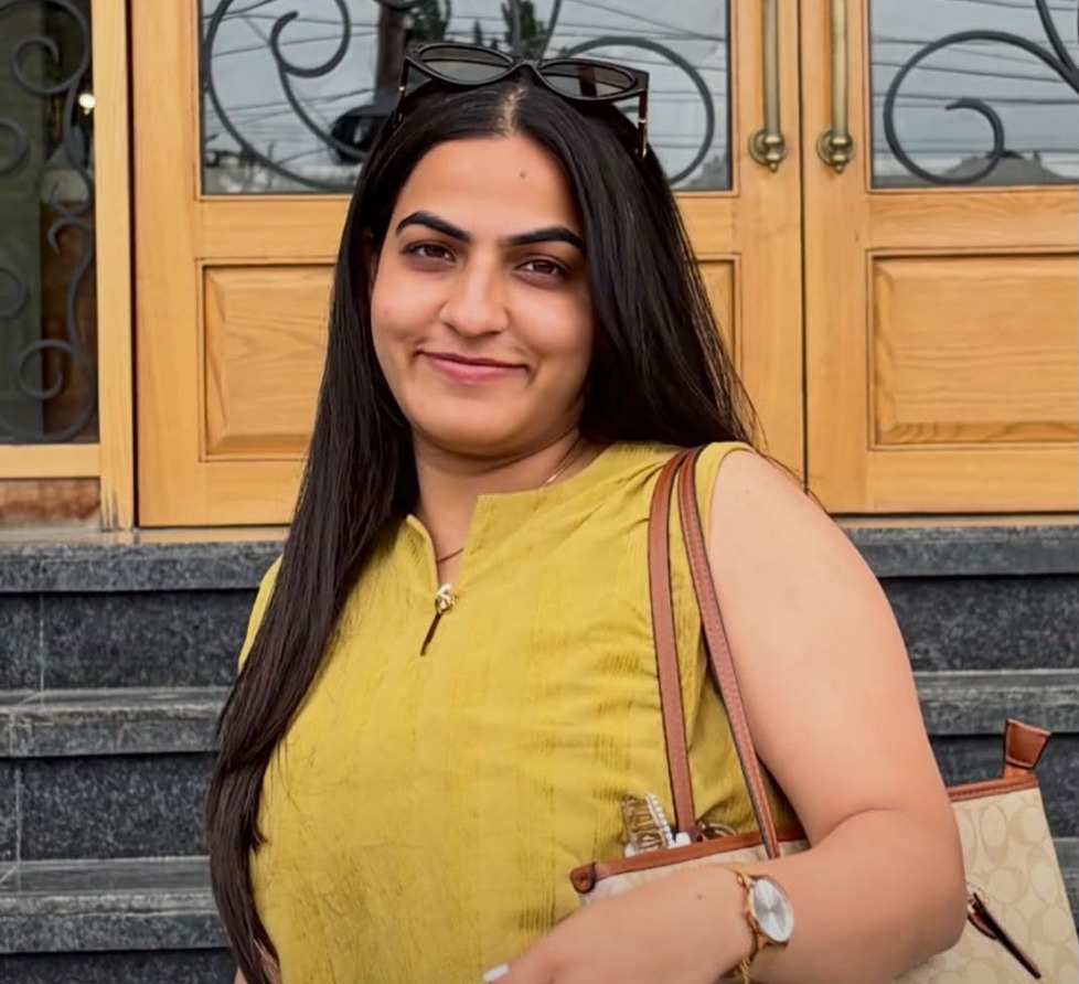 Vanshika Wali, General Manager